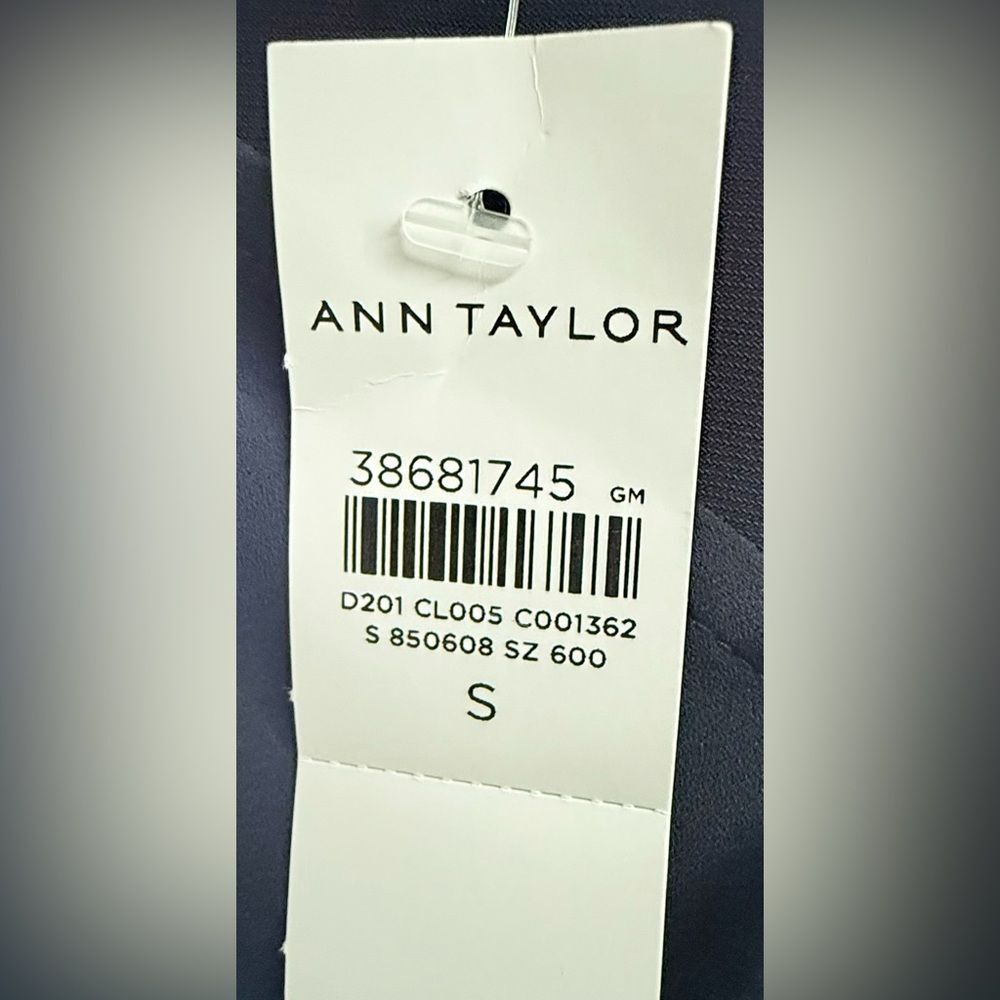 Ann Taylor Lace Trim Blue Short Sleeve Mixed Media Top Blouse. Small. NEW. - Picture 8 of 12